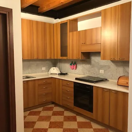 Mazzini 33 Gasthuis Verona