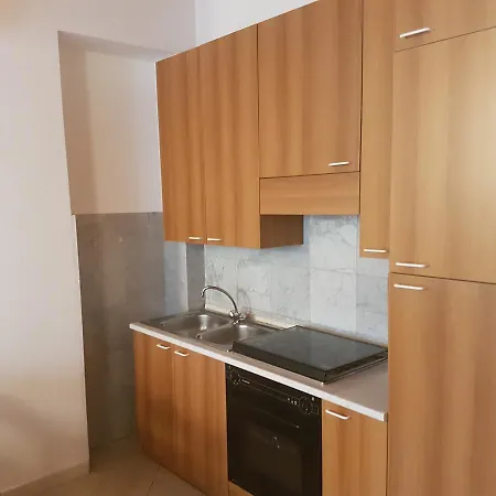 Mazzini 33 فيرونا